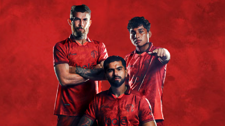 Arema FC Luncurkan Jersey Ketiga, Tampilkan Nuansa Futuristik