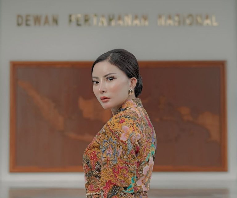 Ayu Aulia Curhat Alami Depresi Terima Hujatan Usai Dilantik Jadi Tim Kreatif GBN-MI : Okezone Women