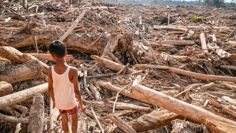 914 Orang Tewas, 389 Hilang