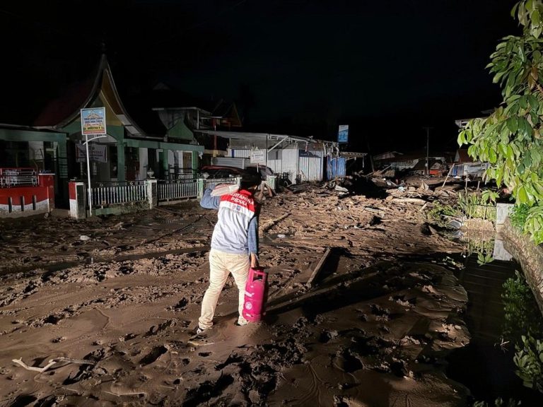 Masyarakat Dapat Akses Energi, Pertamina Pulihkan Distribusi BBM di Wilayah Bencana Sumatera : Okezone Economy