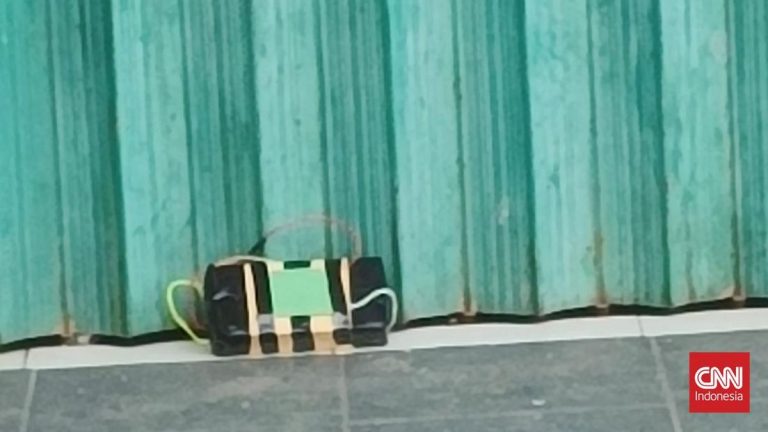 Benda Diduga Bom Ditemukan di Depan Gereja GKPS Bandung