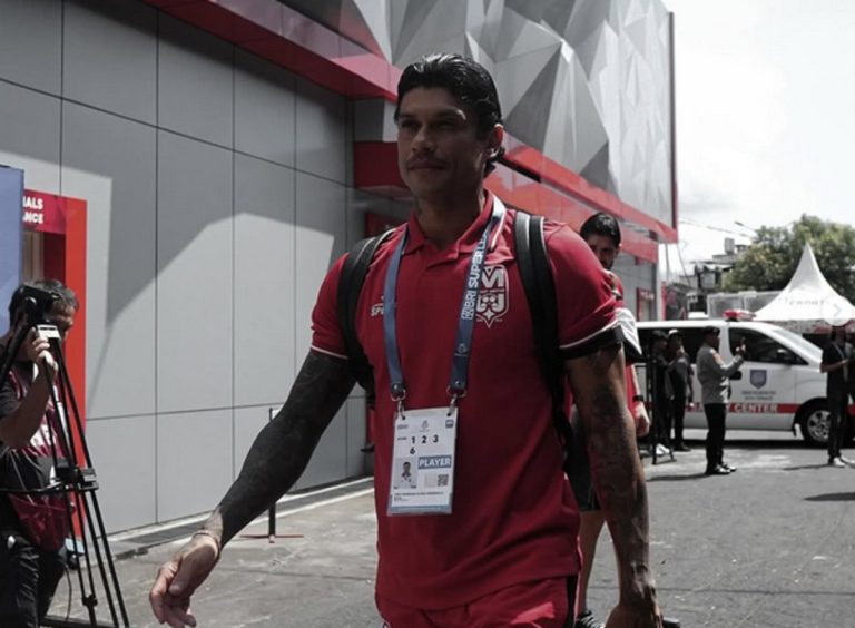 Ciro Alves Resmi Ajukan Proses Naturalisasi Jadi WNI, Siap Main Bareng Ole Romeny di Timnas Indonesia? : Okezone Bola