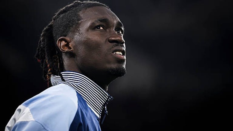 Cuci Gudang, Tottenham Segera Tentukan Masa Depan Yves Bissouma