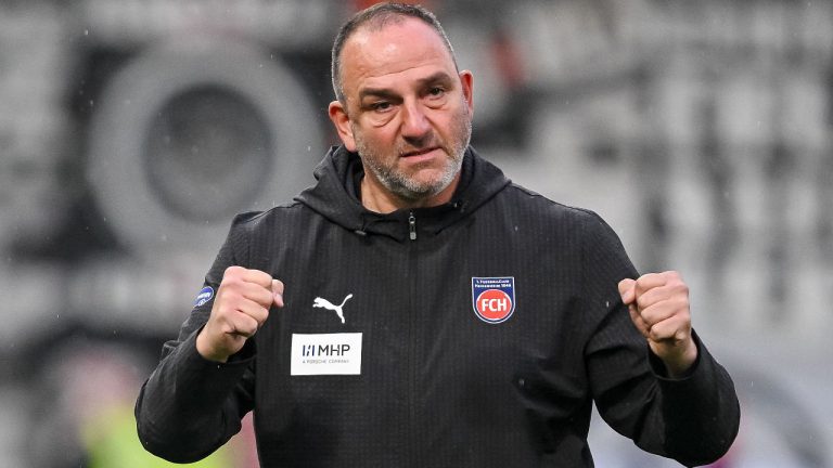 Cuma Lakukan Ini! Frank Schmidt Yakin Heidenheim Menang di Millerntor