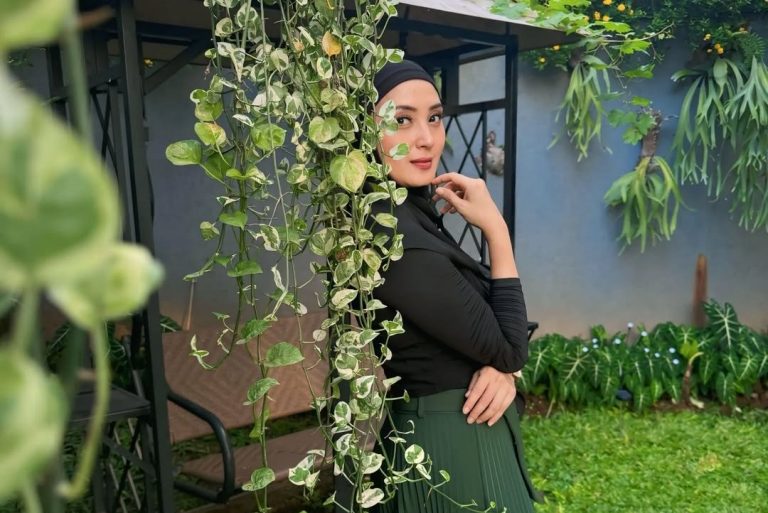 Della Puspita Terima Digugat Cerai Suami: Sudah Cukup Saya Berjuang : Okezone Celebrity