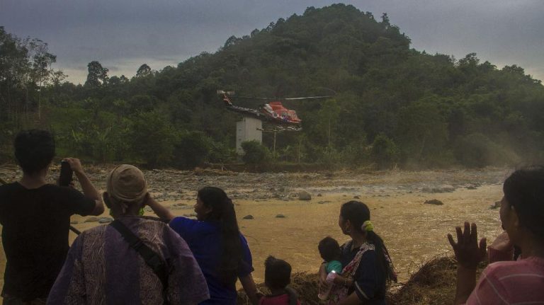 Aktivitas Warga Tebing Tinggi Balangan Kalsel Lumpuh Total Usai Banjir