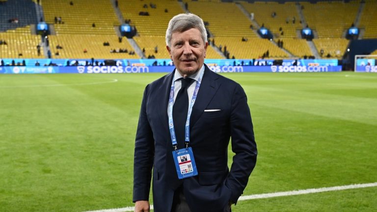 Ezio Simonelli Tetapkan Deadline Kepastian Laga AC Milan vs Como