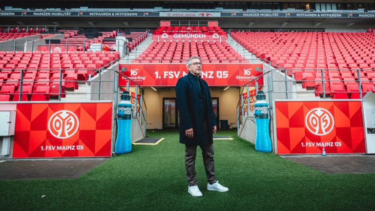 FSV Mainz 05 Resmi Tunjuk Urs Fischer sebagai Pelatih Baru
