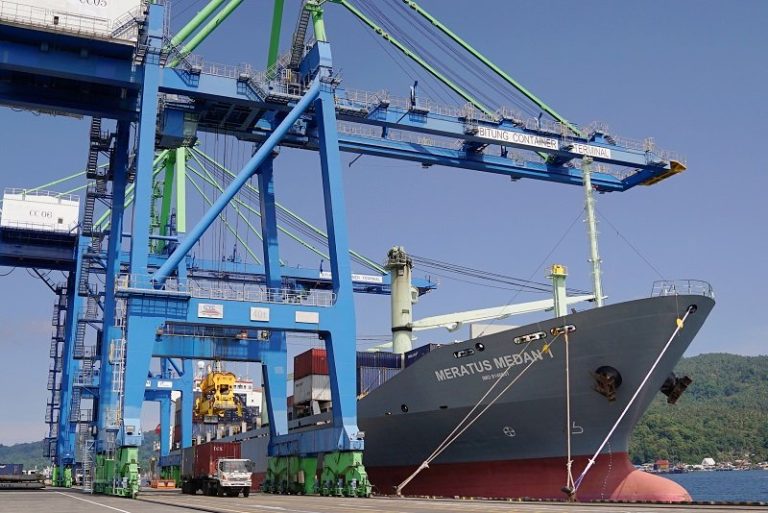 Pelindo Petikemas Gratiskan Biaya Layanan Bantuan Bencana Aceh dan Sumatra : Okezone Economy