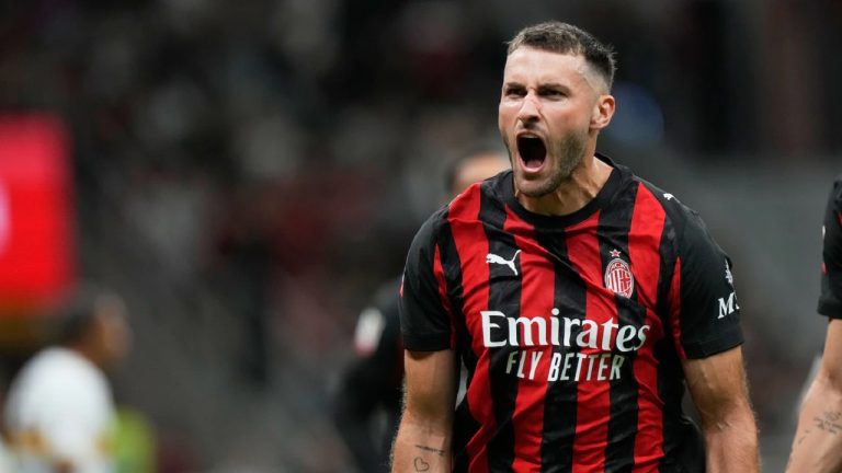 Jalani Operasi, Santiago Gimenez Pasang Target Tampil Di Piala Dunia