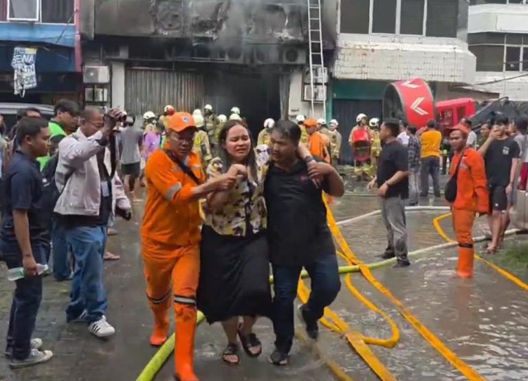 Bidik Tersangka, Polisi Periksa Manajemen Gedung Terra Drone : Okezone News