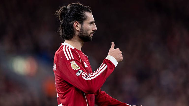 Kekhawatiran Cedera Sirna, Szoboszlai Siap Perkuat Liverpool Lawan Spurs