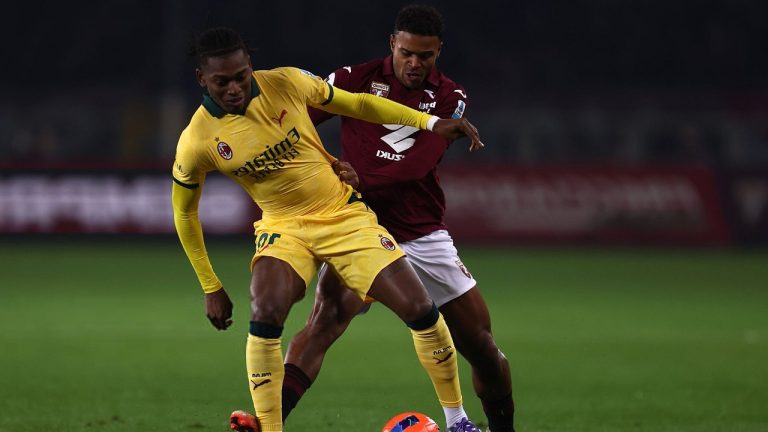 Kembali ke Milanello, Rafael Leao Latihan di Gym, Gimenez di Tim Utama