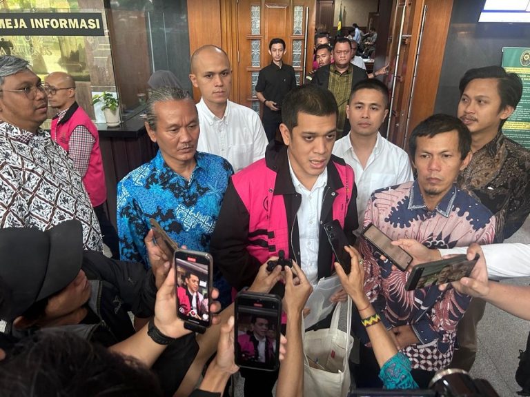 Anak Riza Chalid Buka-bukaan soal Peran Terminal BBM Milik OTM : Okezone News