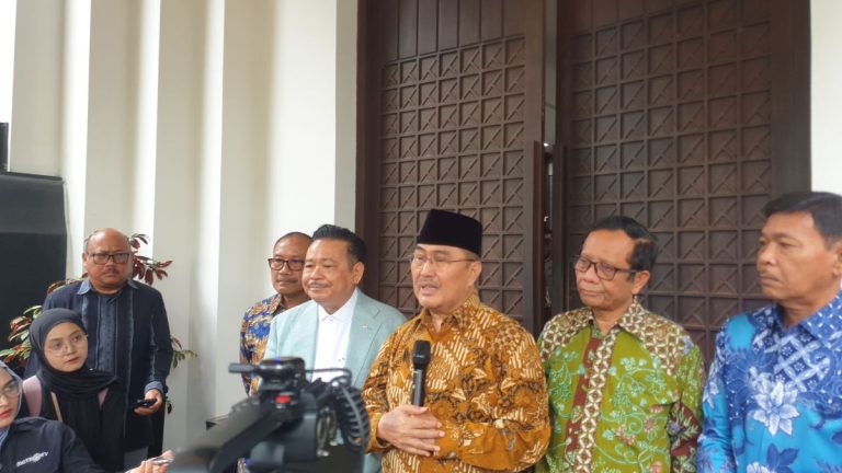 Komisi Sebut Polri Bakal Putuskan Nasib Perpol 10 2025 Pekan Ini : Okezone News