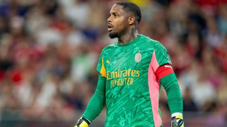 Kontrak Mike Maignan Hantui Ambisi Milan Raih Gelar Scudetto Musim Ini