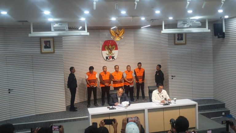 Bupati Lampung Tengah Korupsi untuk Lunasi Utang Kampanye, KPK: Harus Ada Laporan Keuangan Parpol! : Okezone News