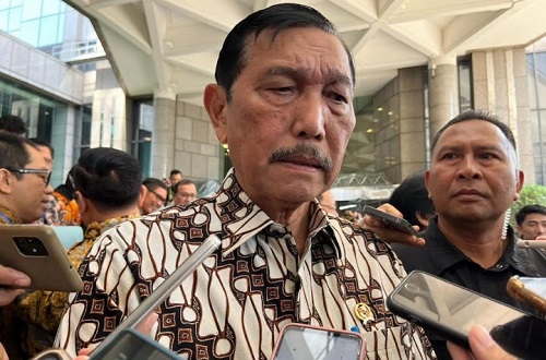 Soal Jadi Pemilik Toba Pulp Lestari, Ini Respons Luhut : Okezone Economy