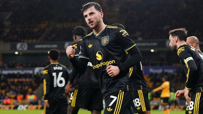 Mason Mount Puas Lihat MU Tampil Ganas Saat Libas Wolves 4-1