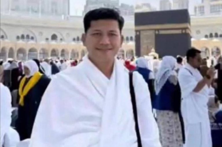 Riwayat Pendidikan Mirwan MS, Bupati Aceh Selatan yang Kabur Umrah Kini Terancam Dicopot : Okezone Edukasi