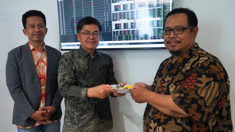 MNC Sekuritas Perluas Akses Pasar Modal dengan Pembukaan Cabang di Cirebon : Okezone Economy