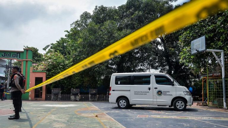 Diduga Sopir Mobil SPPG Panik Ganti Persneling