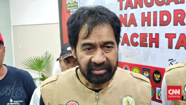 Mualem Datangkan Tim dari China Lacak Mayat Korban Banjir di Aceh