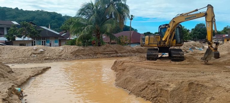 Pemulihan Bencana di Sibolga, Normalisasi Sungai Digencarkan hingga Bangun Hunian Tetap : Okezone News