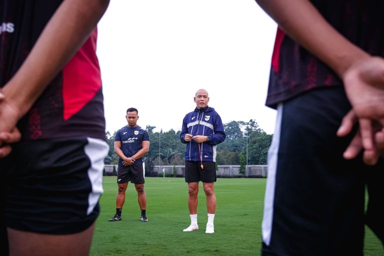 Nova Arianto Pastikan Seleksi Timnas Indonesia U-20 Adil : Okezone Bola