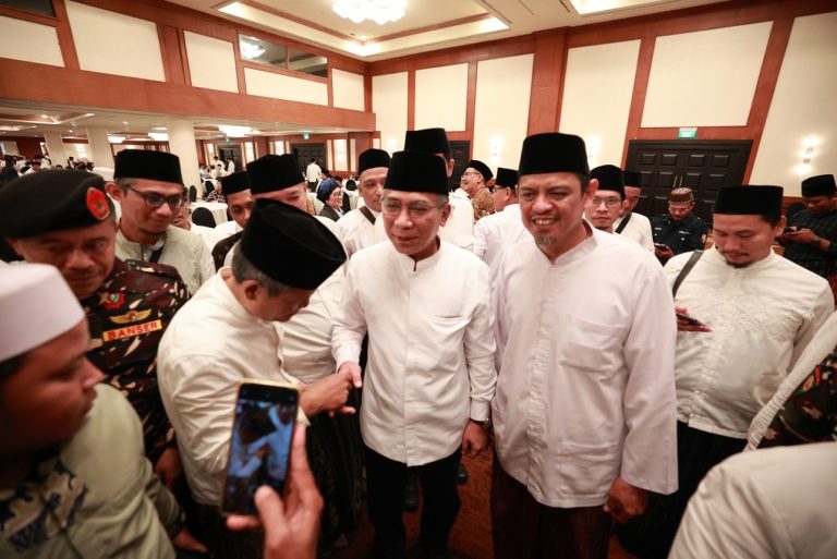 Gus Yahya: PBNU Komitmen Lindungi Guru Ngaji dan Pekerja Informal : Okezone News