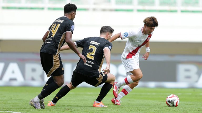 Persis Solo Dicukur Dewa United FC, Milomir Seslija Akui Punya Banyak PR