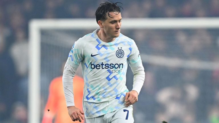 Piotr Zielinski Puas Inter Tampil Solid Saat Tumbangkan Genoa