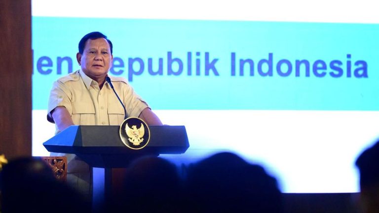 Prabowo Pimpin Ratas Penanganan Bencana Saat Kunker di Aceh