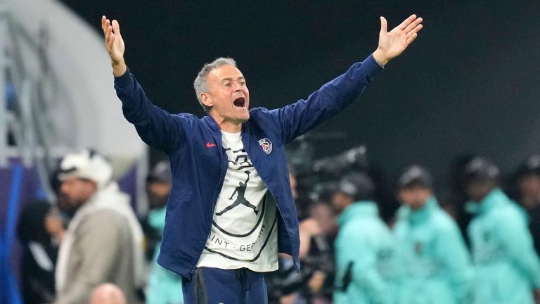 PSG Pesta Gol di Coupe de France, Luis Enrique Tutup Tahun dengan Senyum