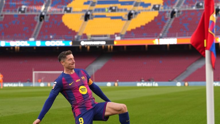 Robert Lewandowski Diragukan Tampil Melawan Guadalajara