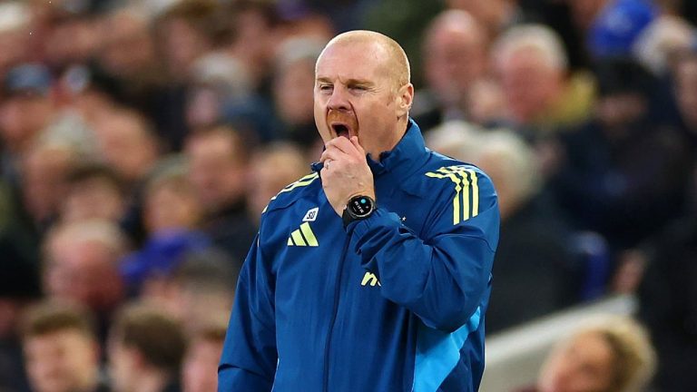 Sean Dyche Tantang Nottingham Forest Bangkit Usai Tiga Kekalahan Beruntun