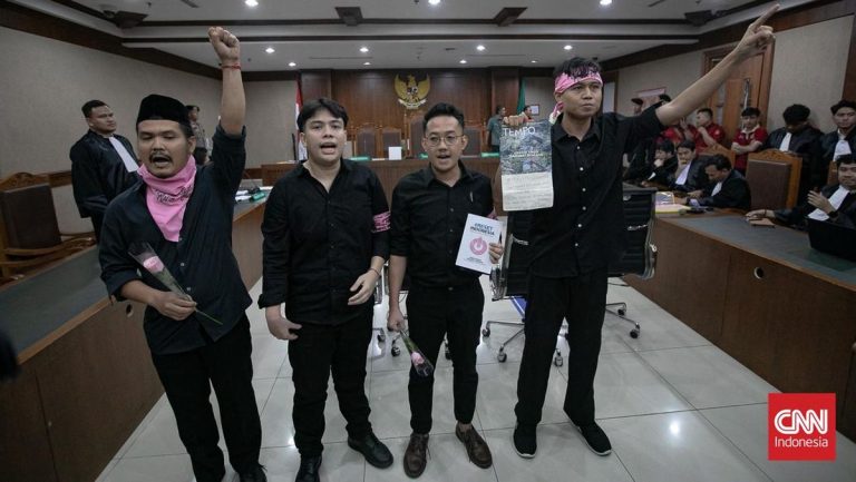 Delpedro dkk Didakwa Menghasut Bikin Demo Agustus Rusuh