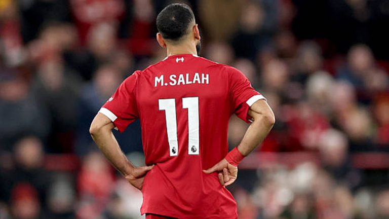 Tidak Ada yang Perlu Diselesaikan, Arne Slot Tutup Polemik Mohamed Salah