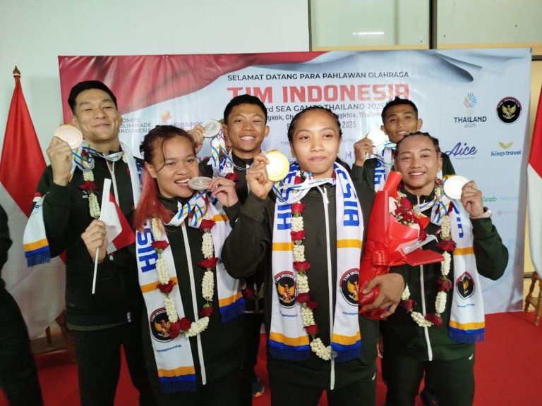 Kisah Perjuangan 6 Atlet MMA, Pulang Bawa Medali Penuh Bangga dari SEA Games 2025 : Okezone Sports
