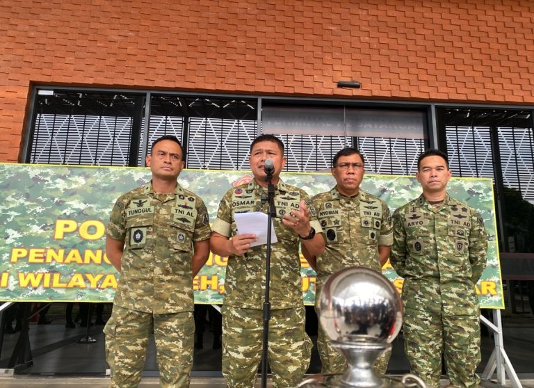 Akses Jalan Masih Terputus, Prajurit TNI Gerak Cepat Bangun 6 Jembatan Bailey : Okezone News