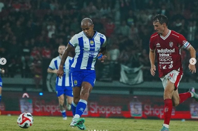 Bojan Hodak Bawa-Bawa Wiliam Marcilio Setelah Persib Bandung Menang 4-1 atas Madura United : Okezone Bola