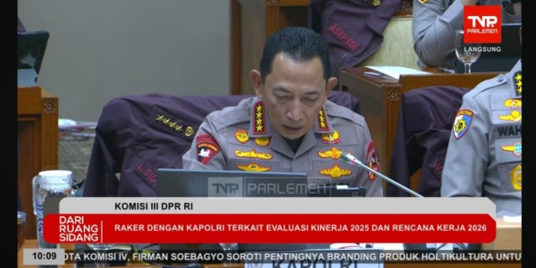 Listyo Sigit Tegaskan Polri Harus Tetap di Bawah Presiden