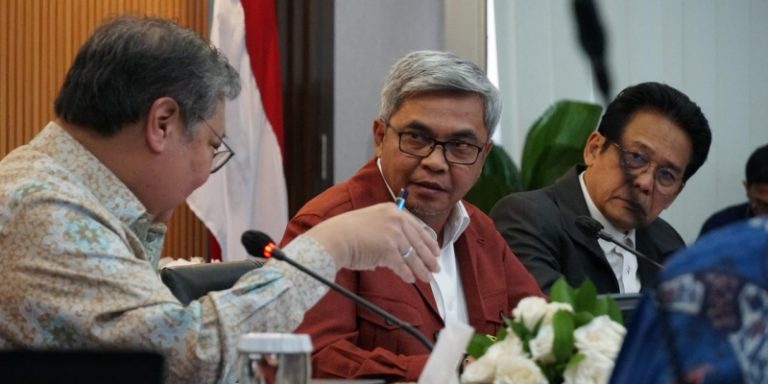 Ketidakpastian Hukum di Sektor Energi Jadi Ancaman Nyata bagi Keuangan Negara