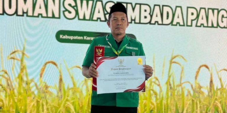 Presiden Prabowo Beri Penghargaan Ketua Umum GP Ansor