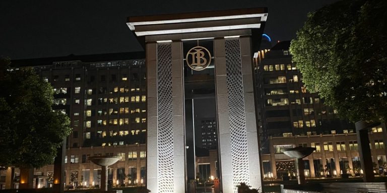 Ekspektasi Penghasilan Meningkat di Tengah Penyesuaian Konsumsi