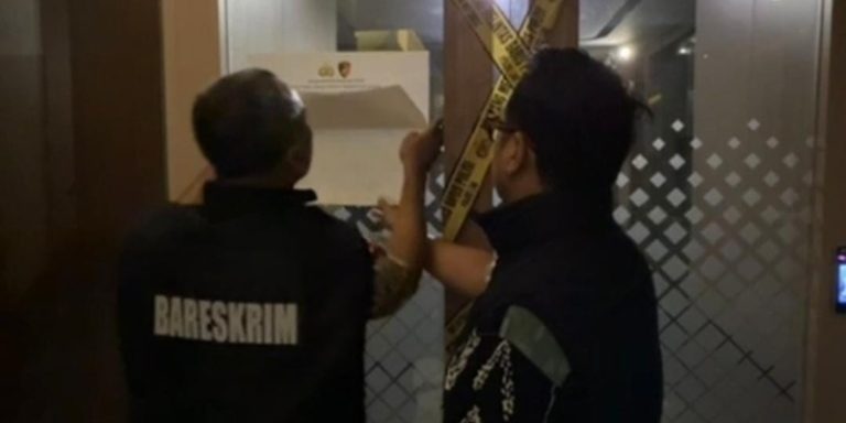 Bareskrim Bawa Banyak Dokumen Usai Geledah Kantor DSI