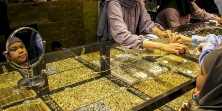 Harga Perhiasan Terus Merangkak Naik Imbas Ketegangan Global