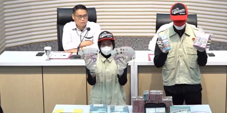 Pejabat di Jakut Terima Fee Miliaran dari Pangkas Pajak Perusahaan