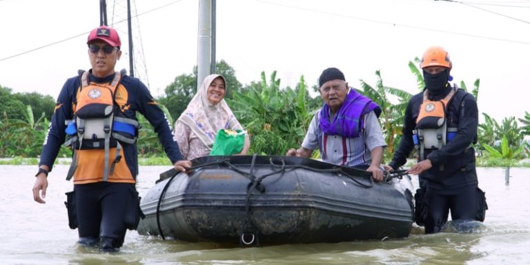 Evakuasi Warga Terdampak Banjir