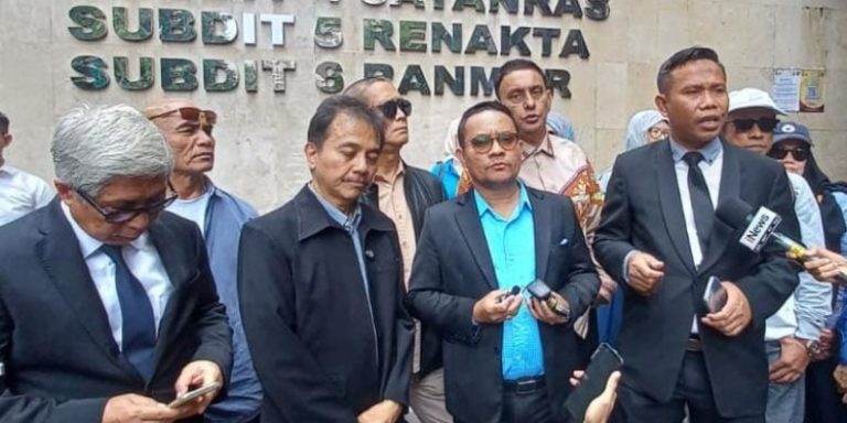 Roy Suryo Laporkan 7 Pendukung Jokowi ke Polda Metro Jaya
